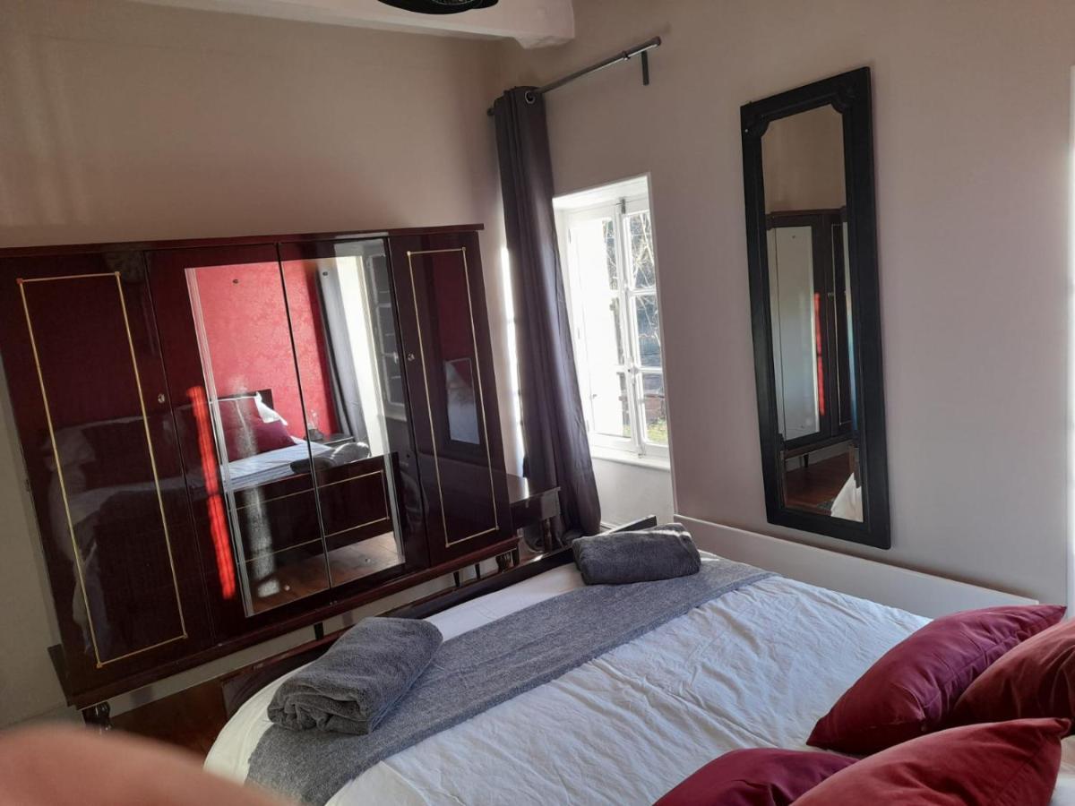 Les Roches Chambre D'Hotes Servant Exterior photo