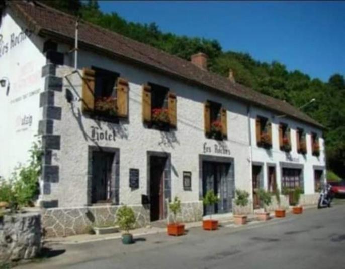 Les Roches Chambre D'Hotes Servant Exterior photo